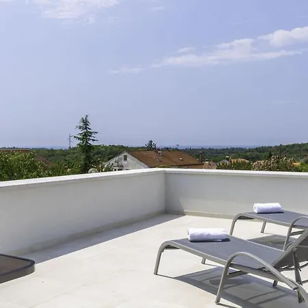 Annie Comfortable Holiday Villa Porec